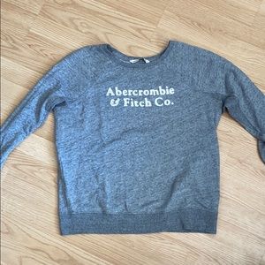 Abercrombie & Fitch Crewneck